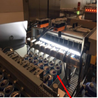 工业智能读码器读取食品饮料罐反光DPM码